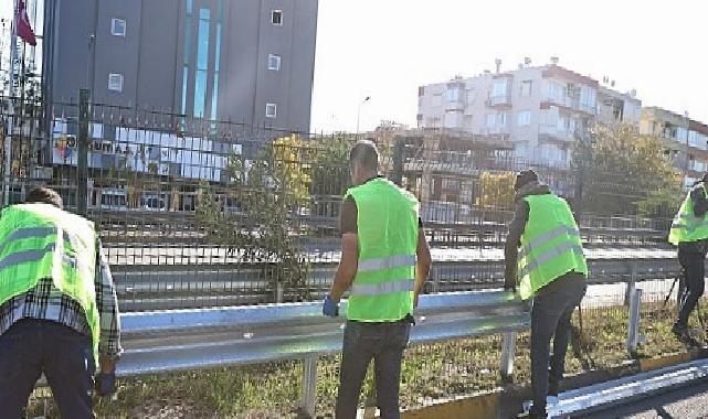Büyükşehir’den Gazi Bulvarı’nda otokorkuluk çalışması