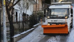 Çankaya Belediyesi’nden Buzlanmaya Karşı Ağır Çalışma