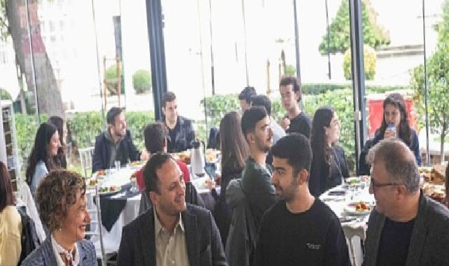 ÇYDD Bornova’da yeni üyelerle buluşma