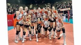 Eczacıbaşı Dynavit, meskeninde Zeren Spor’u 3-0 mağlup etti