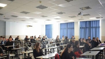 Ege Üniversitesinde mahzurlar “Akran Mentörlüğü” ile aşılıyor