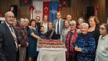 Huzurevinde yeni yıl coşkusu