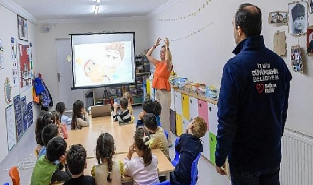 İzmir sıhhatte mahallî idare modeliyle Türkiye’ye örnek oldu