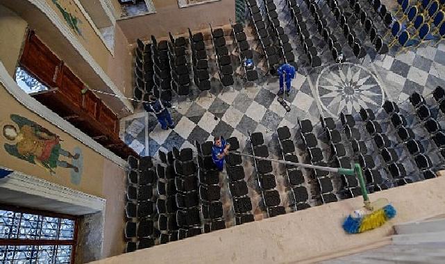 İzmir’in ibadethaneleri pırıl pırıl