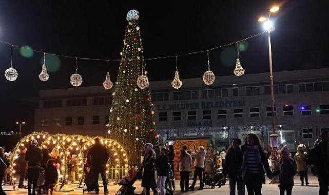 Kalamış BuzzFest’te Artistik Buz Pateni ve Buz Hokeyi Şöleni