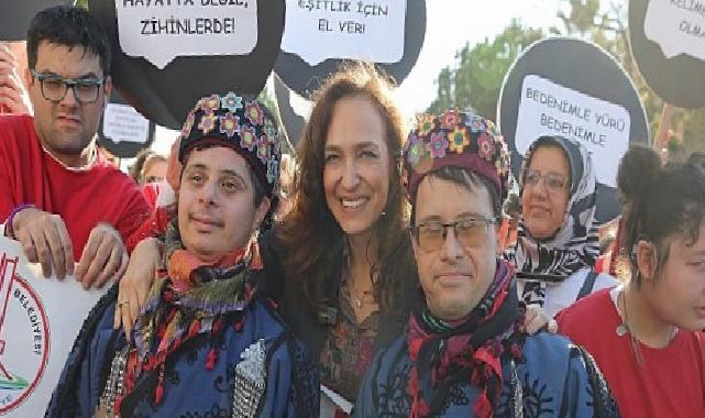 Karşıyaka’da hayata mahzur yok!