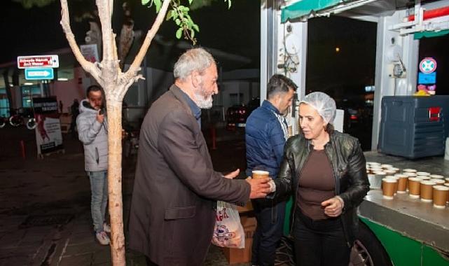 Karşıyaka’da soğuk sabahlara sıcak dokunuş: Çorba ikramı başladı