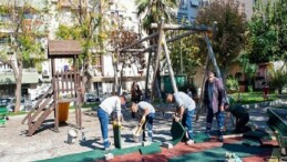 Karşıyaka’nın parkları tek tek yenileniyor