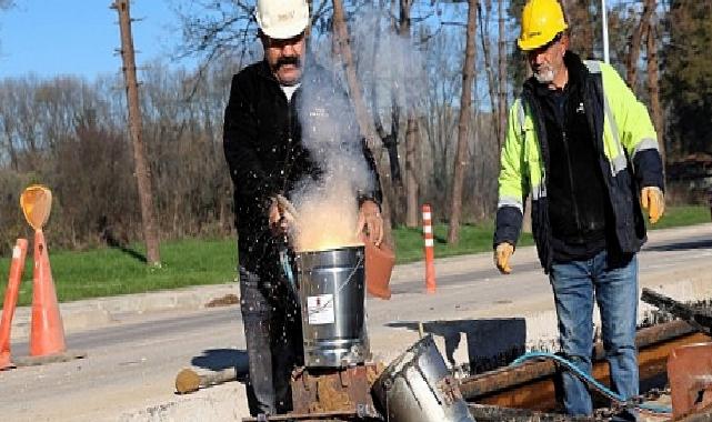 Kartepe Tramvay Çizgisi’nde raylar kaynak ile birleşiyor