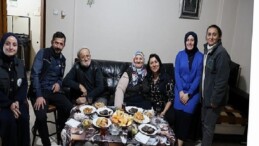 Kartepe’de Yalnızlıklar Paylaşılıyor