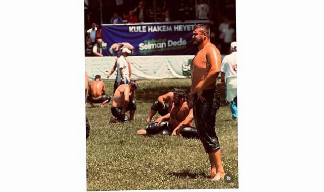 Kemer Belediye güreşçisi uzunluk atladı