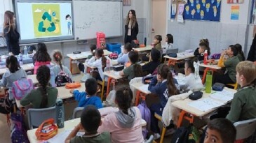 Kemer Belediyesi okullarda ‘Sıfır Atık’ eğitimi veriyor