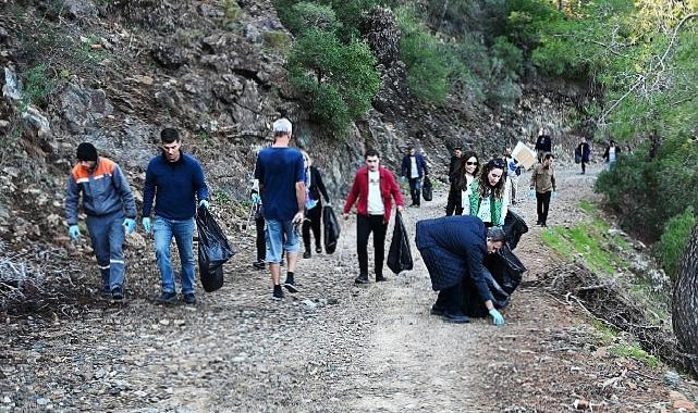 Kemer’de etraf paklığı aktifliği