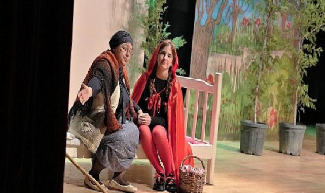 Kırmızı Başlıklı Kız Müzikali Keçiören’de Çocuklarla Buluştu