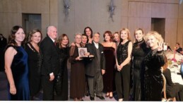 Koruncuk Vakfı Dostları, Yıl Sonu Yemeği’nde bir ortaya geldi