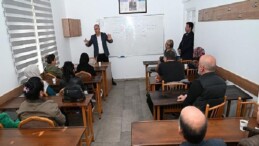 Kurs merkezinde veli toplantısı