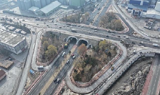 Lider Altay: “Marangozlar Köprüsü’nün Üst Kısmında İki Şeridi Hizmete Açtık, 3. Şerit ile Katılma ve Ayrılma Şeritleri Yakın Vakitte Tamamlanacak”