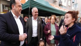 Lider Dutlulu Karaköy Pazarı’nda Esnafı Dinledi