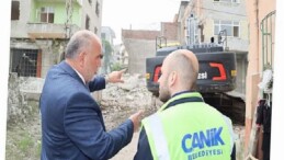 Lider Sandıkçı’dan Eser ve Hizmet Vurgusu: İnançlı Hayat Alanları, Yeni Yollar, Çağdaş Parklar