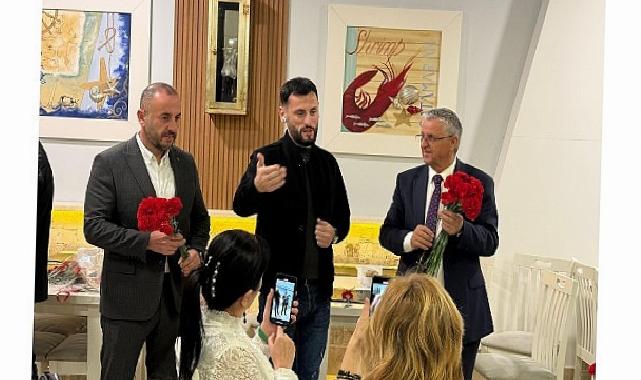 Lider Topaloğlu Kazak öğretmenlerle bir ortaya geldi