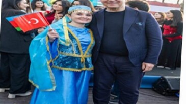 Lider Tugay Dünya Türk Lisanı Ailesi Günü’nü öğrencilerle birlikte kutladı