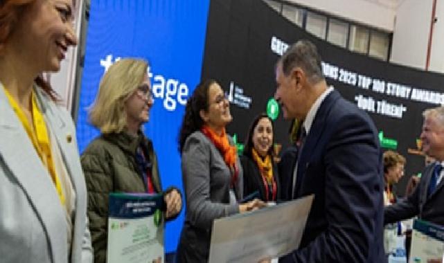 Lider Tugay: İzmir’in en düzgün öykülerini sizlerle birlikte yazmaya hazırız