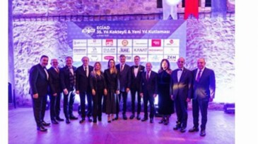 Lider Tugay’dan genç iş beşerlerine İzmir için kenetlenme daveti