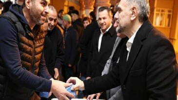 Lider Vekili Akın’dan kandil simidi ikramı