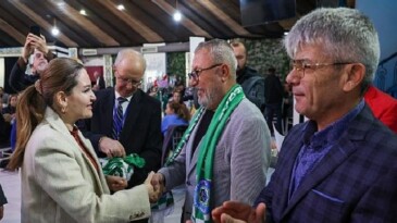 Lider Vekili Özdemir Konyalılarla buluştu