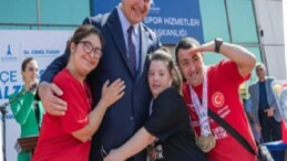 Mahzur aştılar, gurur yaşattılar