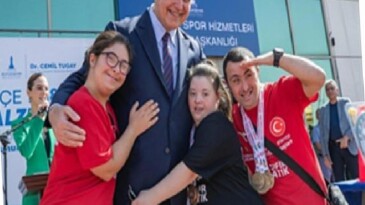 Mahzur aştılar, gurur yaşattılar