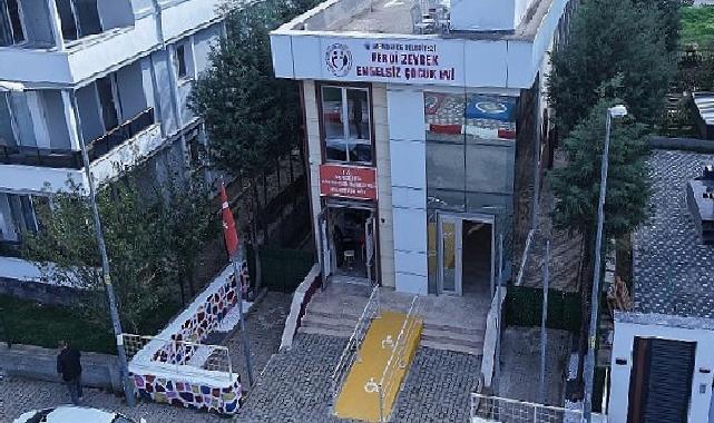 Menderes’in Manisiz Meskeni Engelli Bireylere Takviye Oluyor