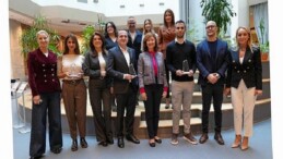 Microsoft Türkiye ile Teknolojide Bayan Derneği’nin iş birliğinde gerçekleşen “Secure The Future” eğitimini tamamlayan genç bayanlar siber güvenlik alanında uzmanlaşmaya hazır