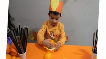 Miniklerden Renkli C Vitamini Şenliği