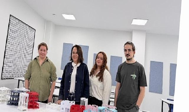 Öğrenciler Yapıyı 3D Kitlerle Öğreniyorlar