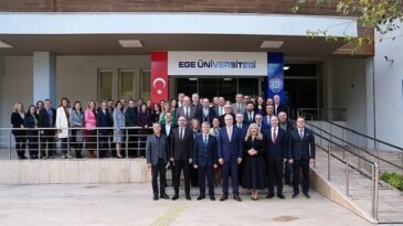 Rektör Prof. Dr. Budak, “Bu muvaffakiyet Ege Üniversitesi ailesinin topyekûn uğraşının ürünüdür”