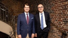 Renault Group ve Ford, Avrupa’da binek ve ticari araçlar için iki uygun fiyatlı elektrikli arabayla başlayan stratejik bir iştirak kurdu