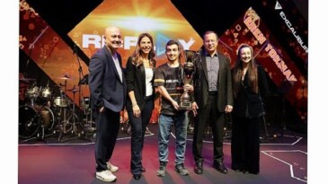 RE:PLAY oyun turnuvasının final gecesi gerçekleşti
