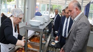 Sağlıklı ve Uygun Fiyatlı Yemekler Can Sofrası’nda Vatandaşlarla Buluşuyor