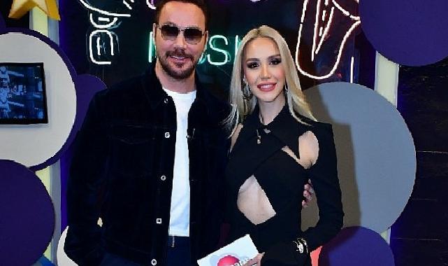 Sinan Akçıl’dan Zeynep Bozkaya’ya sürpriz şarkı!