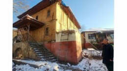 Tarihî Nüzhetiye Camii’nde Onarım Çalışmaları Devam Ediyor