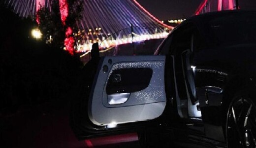 Tarihinin en güçlü Rolls-Royce’u Black Badge Spectre Türkiye sahnesinde