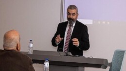 Acıbadem Üniversitesi’nde Düzenlenen Sempozyumda Sanal Kumar Bağımlılığı Ele Alındı