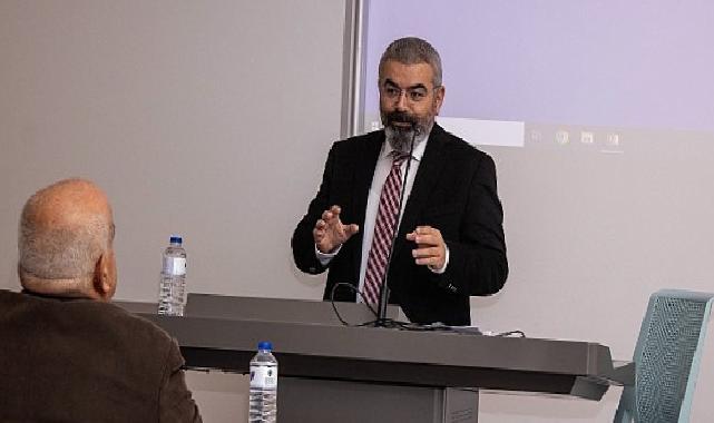 Acıbadem Üniversitesi’nde Düzenlenen Sempozyumda Sanal Kumar Bağımlılığı Ele Alındı