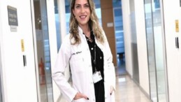 Ağız bakımı birinci dişler çıkmadan başlamalı!