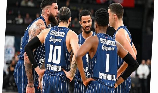 Anadolu Efes Yeni Yılın Birinci Maçına Çıkıyor