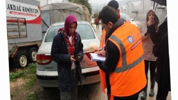 Antalya Büyükşehir Belediyesi afetin izlerini silmek için alanda