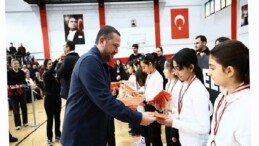 Balçova’daki Spor Turnuvasında Ortak Duruş: “Elinizi Zorbalığa Değil, Dostluğa Kaldırın”