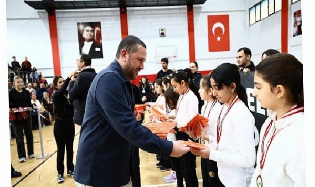 Balçova’daki Spor Turnuvasında Ortak Duruş: “Elinizi Zorbalığa Değil, Dostluğa Kaldırın”