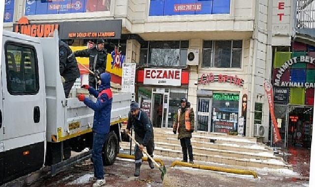Beylikdüzü Belediyesi Kar Yağışına Karşı Alanda